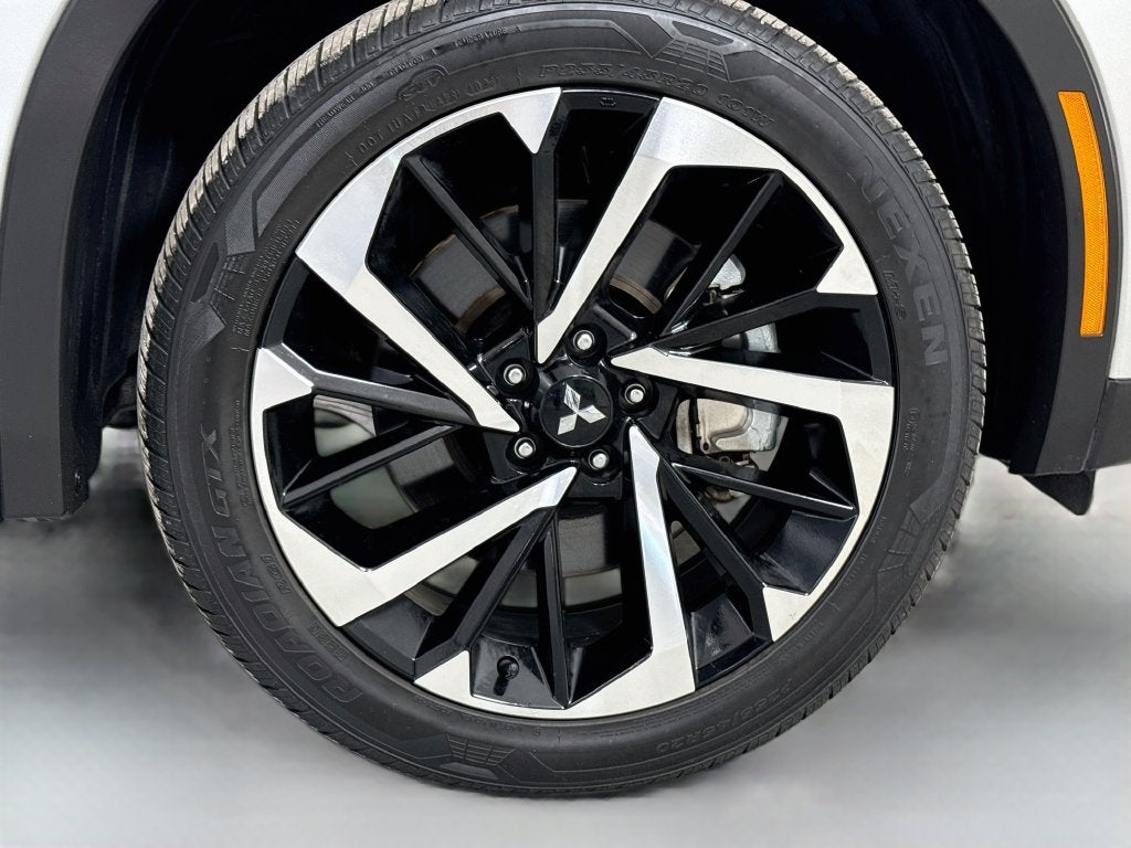 2024 Mitsubishi Outlander SE Black Edition