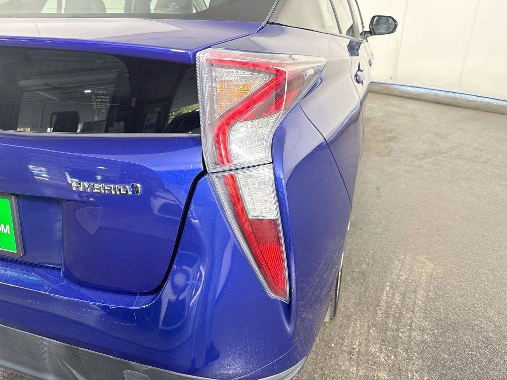2016 Toyota Prius Four Touring