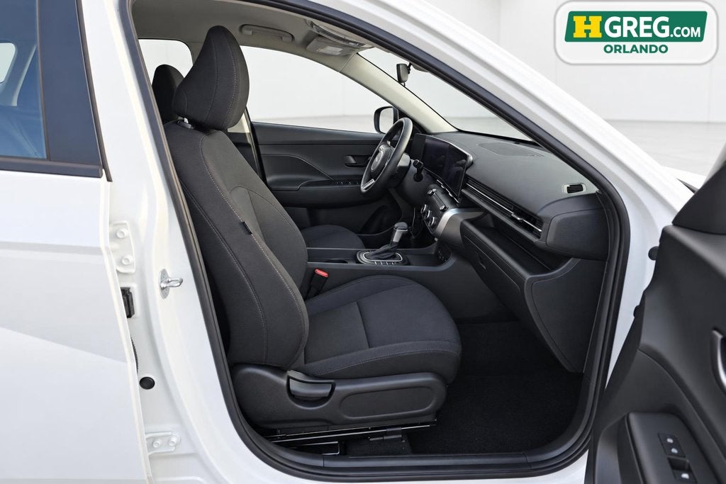 2025 Hyundai Kona SE