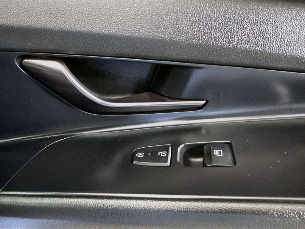 2023 Hyundai Elantra N Base
