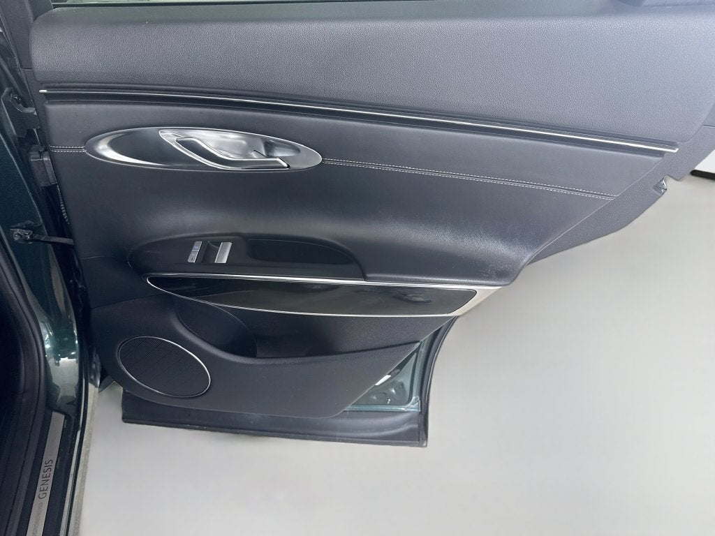 2022 Genesis GV70 2.5T
