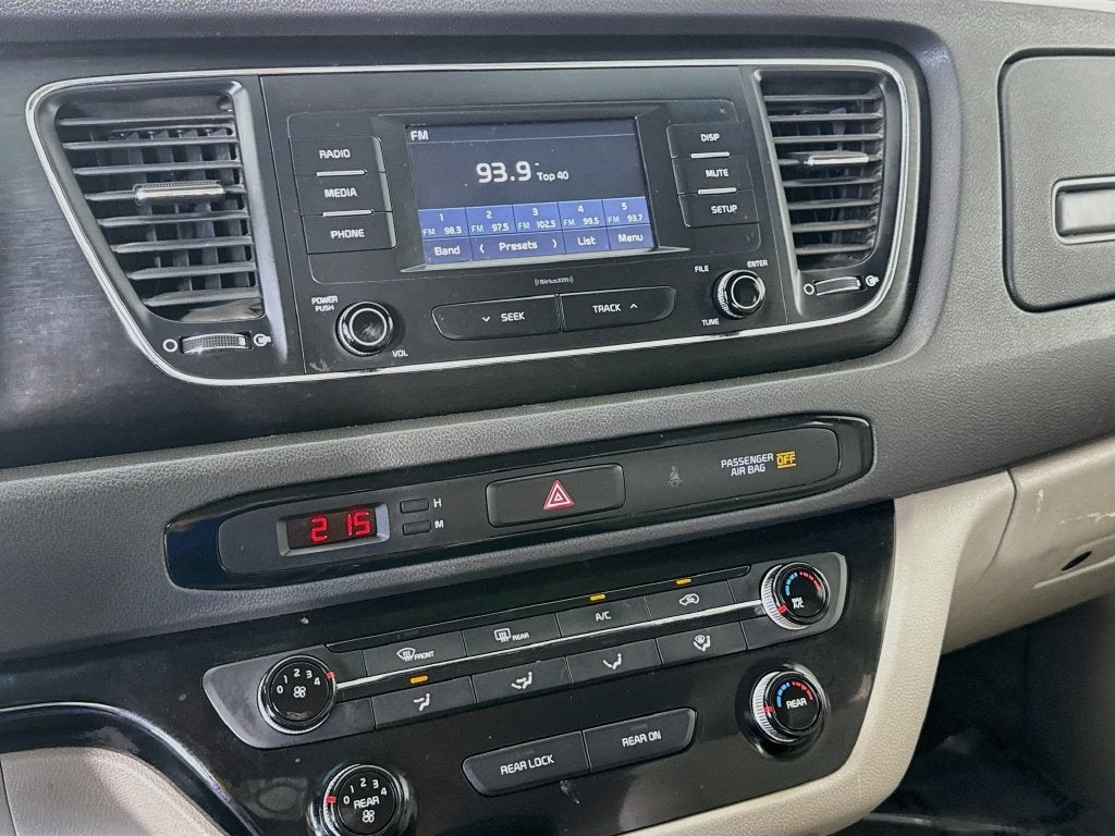 2018 Kia Sedona L