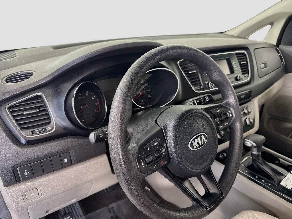 2018 Kia Sedona L