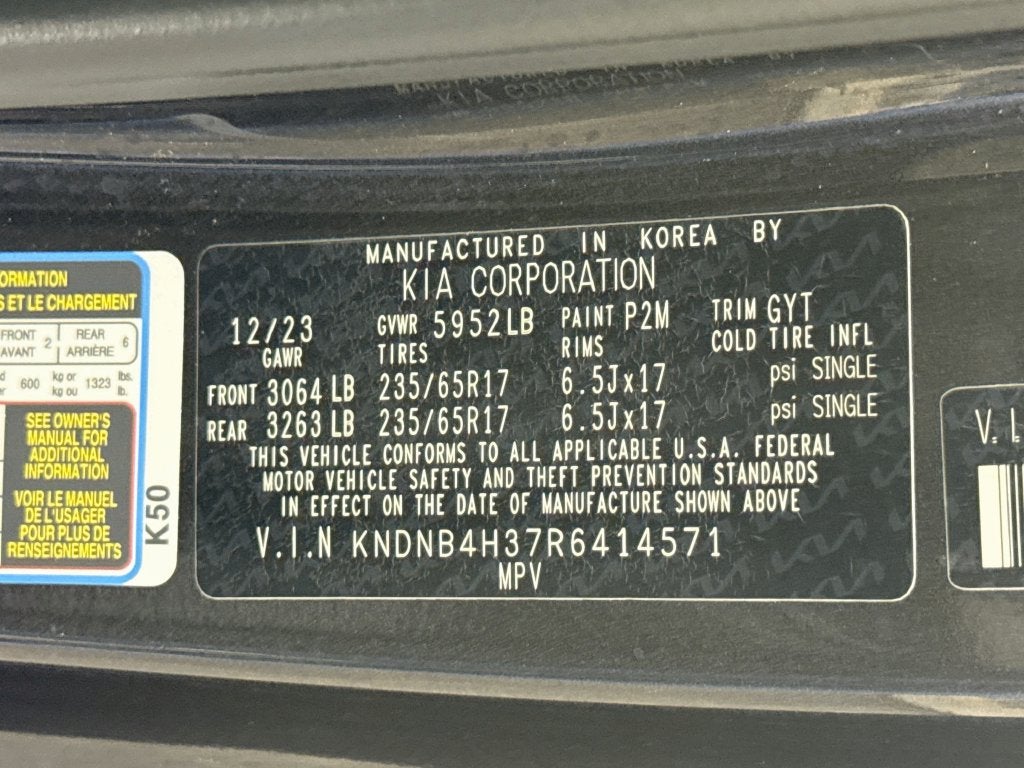 2024 Kia Carnival LX