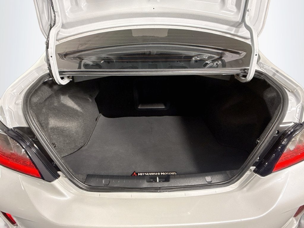 2024 Mitsubishi Mirage G4 LE