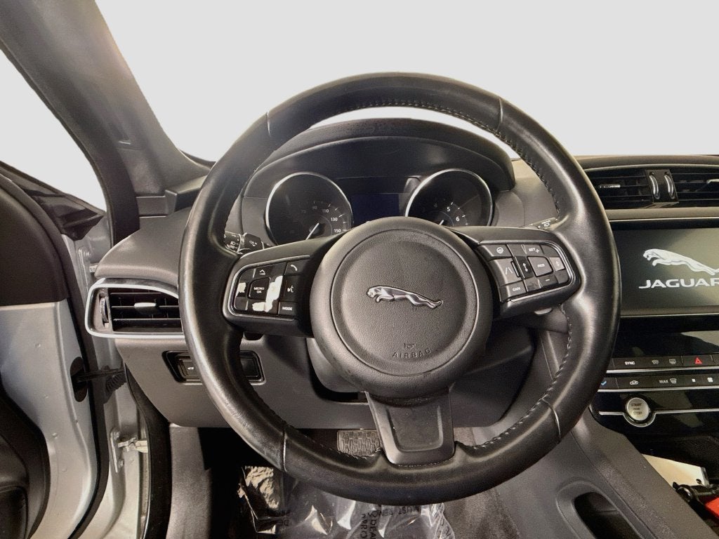2020 Jaguar F-PACE 25t Premium
