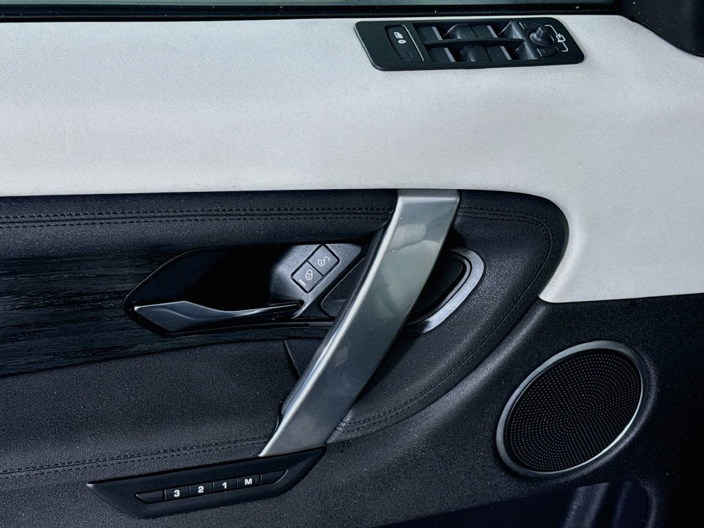 2020 Land Rover Discovery Sport SE