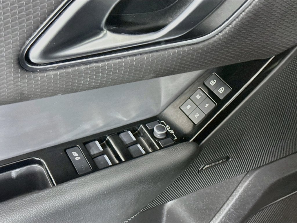 2021 Land Rover Range Rover Velar P250 R-Dynamic S