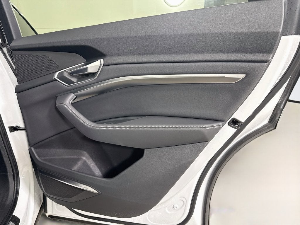 2022 Audi e-tron Sportback S line Premium Plus quattro