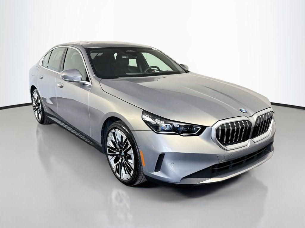 2026 BMW 5 Series 530i