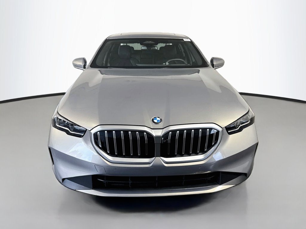 2026 BMW 5 Series 530i