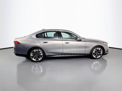 2026 BMW 5 Series 530i