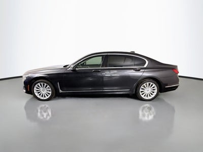 2022 BMW 7 Series 740i