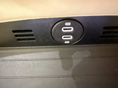 2023 Porsche Panamera 4