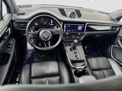 2023 Porsche Macan Base