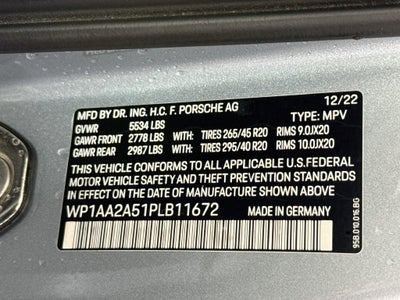 2023 Porsche Macan Base