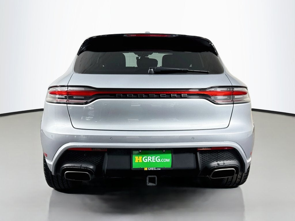 2023 Porsche Macan Base