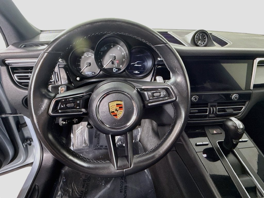 2023 Porsche Macan Base