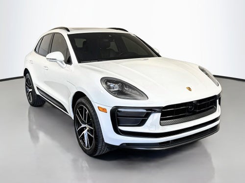 2024 Porsche Macan Base