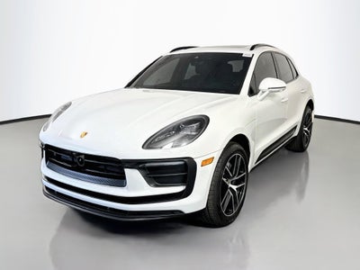 2024 Porsche Macan Base