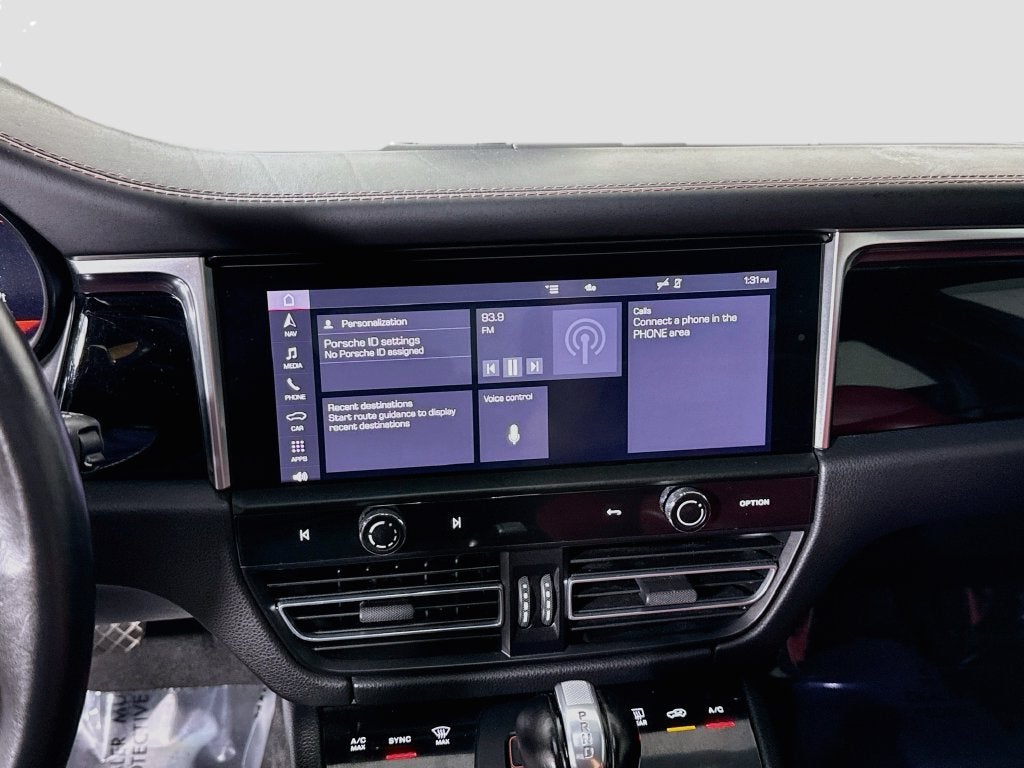 2024 Porsche Macan Base