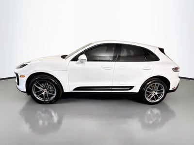 2024 Porsche Macan Base