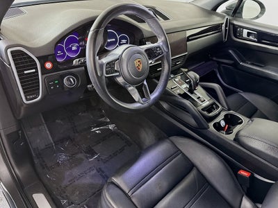 2023 Porsche Cayenne Base