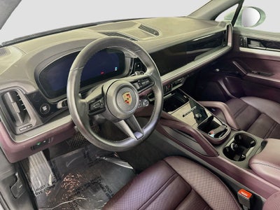2024 Porsche Cayenne Base