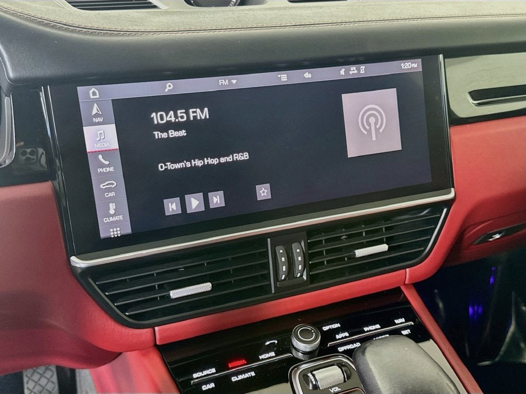 2021 Porsche Cayenne Base