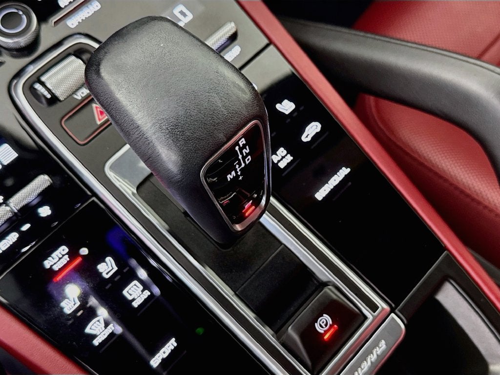 2021 Porsche Cayenne Base