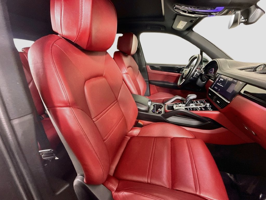 2021 Porsche Cayenne Base