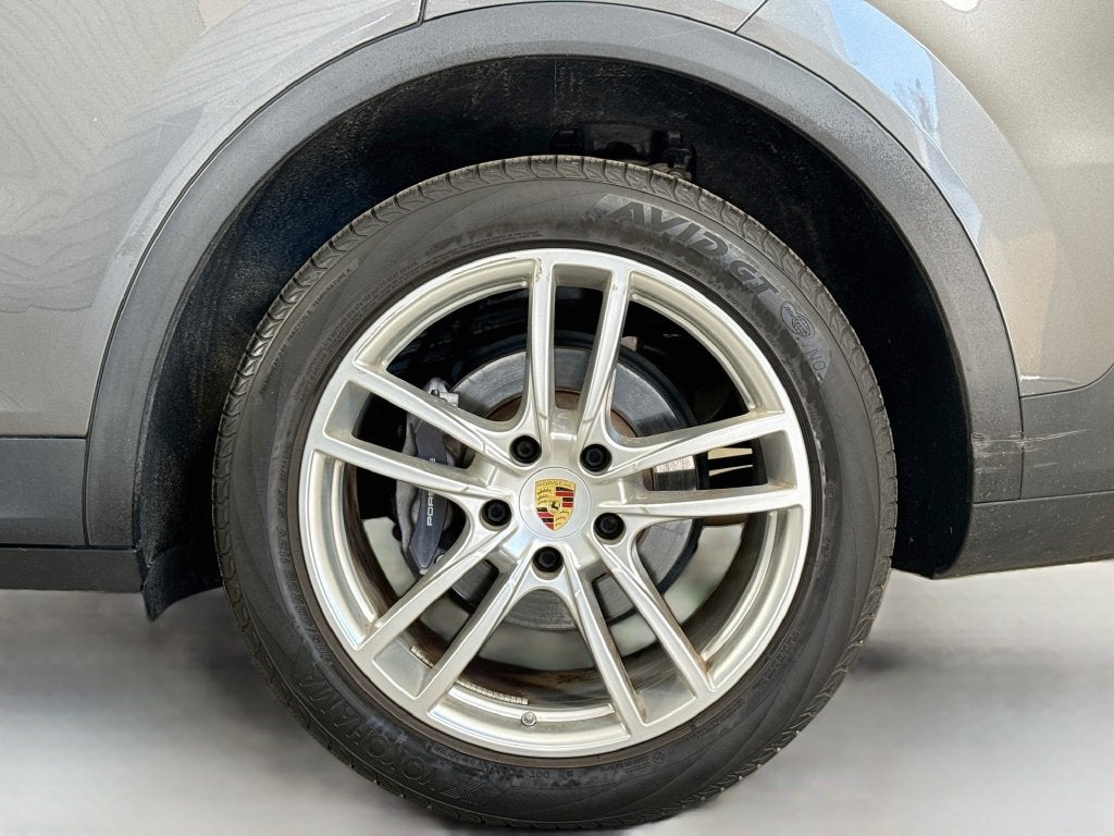 2021 Porsche Cayenne Base