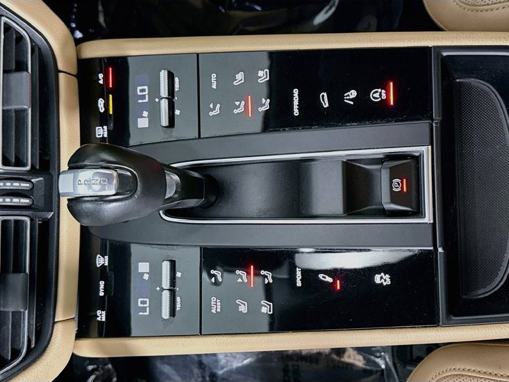 2023 Porsche Macan S