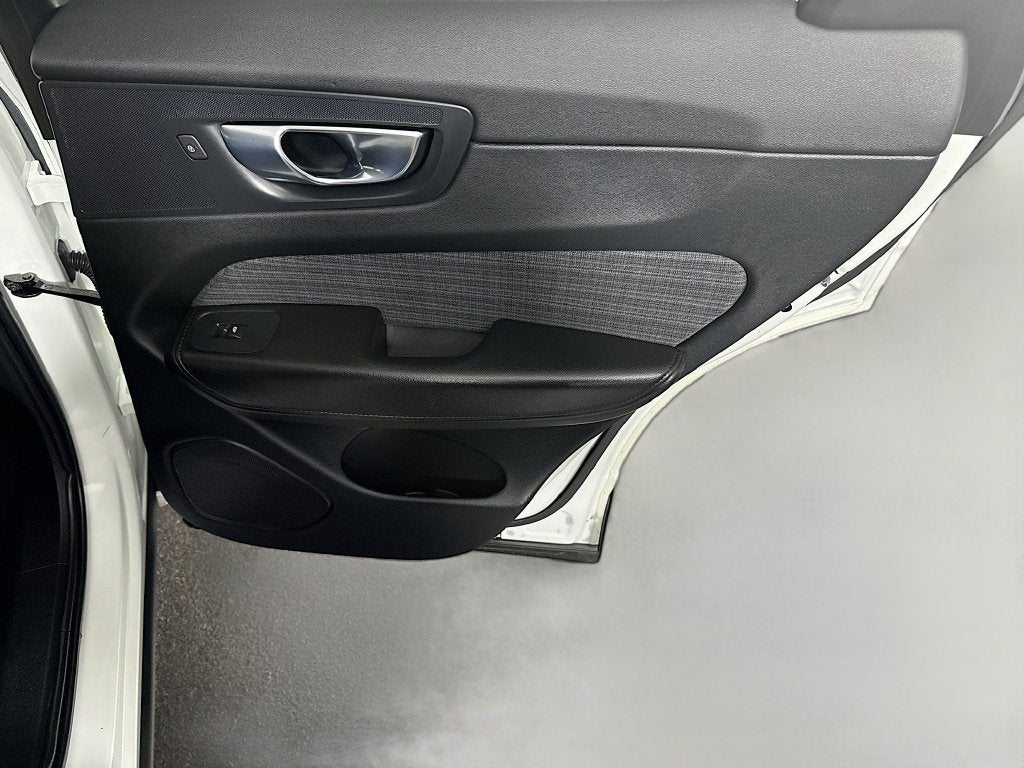 2023 Volvo XC60 B5 Core
