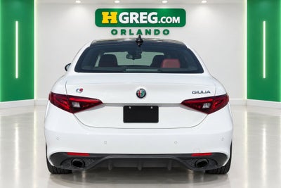 2022 Alfa Romeo Giulia Veloce