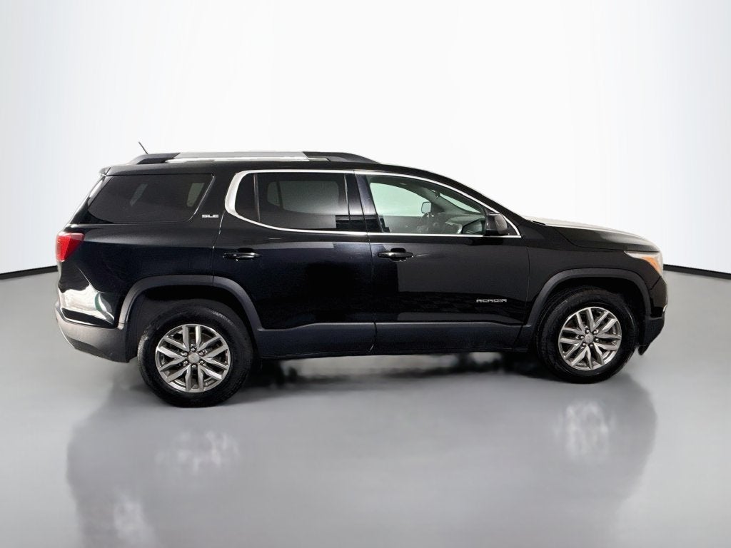 2018 GMC Acadia SLE-2