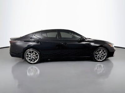 2024 Nissan Altima 2.0 SR