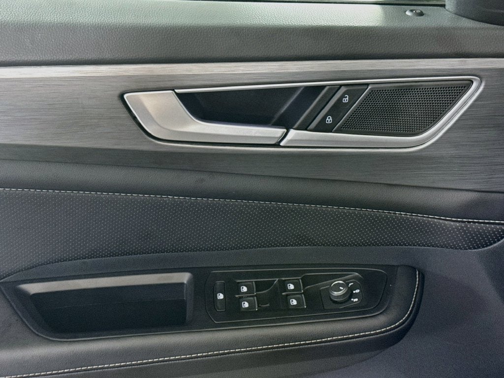 2026 Volkswagen Atlas Cross Sport SE w/Technology