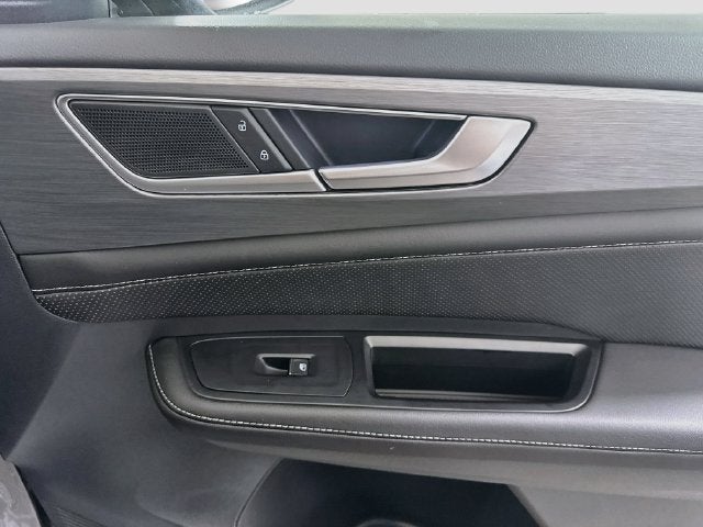 2026 Volkswagen Atlas Cross Sport SE w/Technology