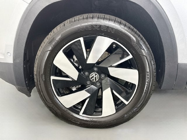 2026 Volkswagen Atlas Cross Sport SE w/Technology