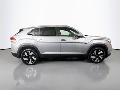 2026 Volkswagen Atlas Cross Sport SE w/Technology