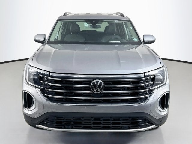 2026 Volkswagen Atlas SE w/Technology