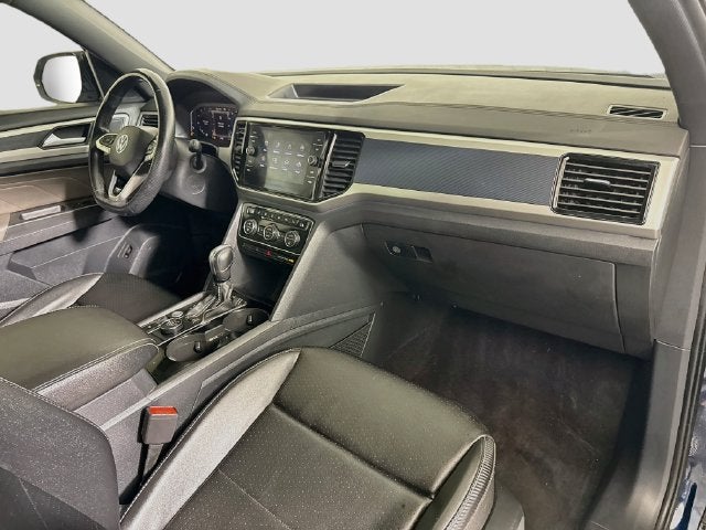2023 Volkswagen Atlas Cross Sport 2.0T SEL R-Line Black