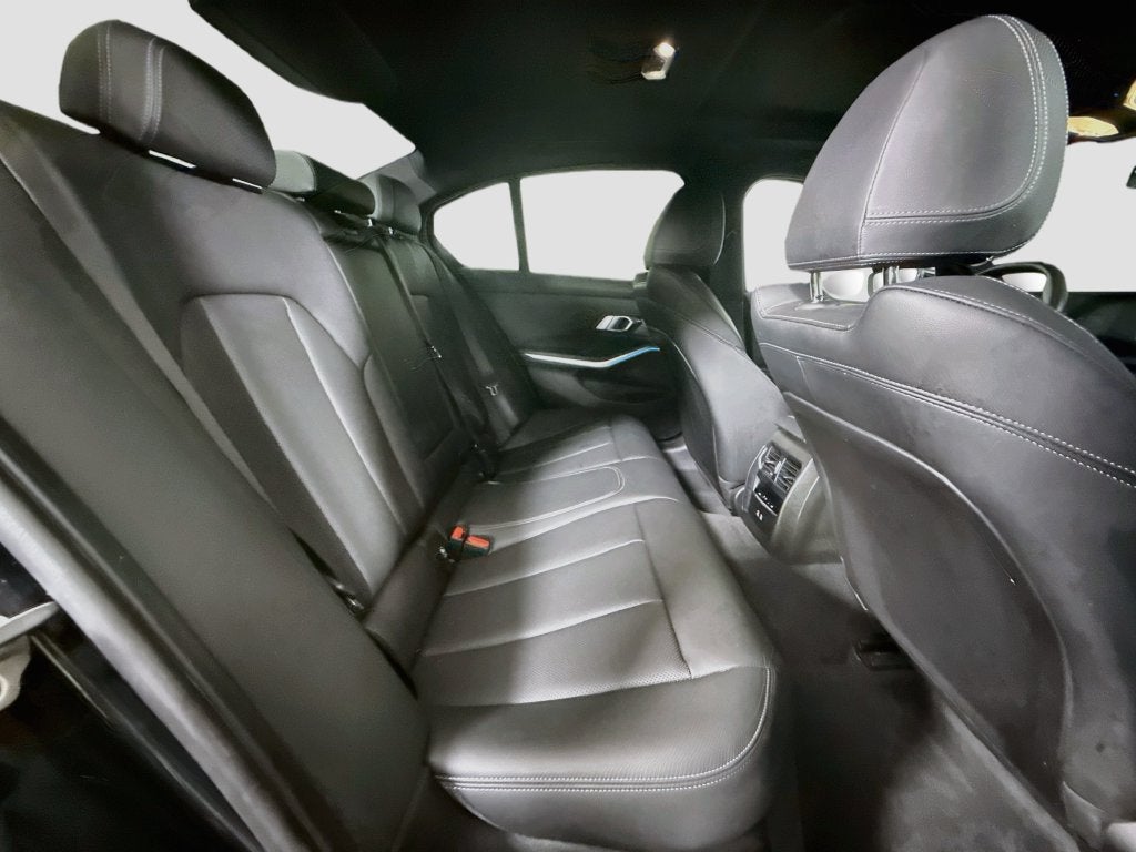 2026 BMW 3 Series 330i