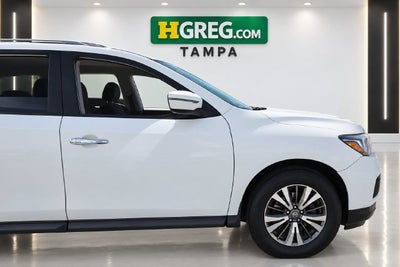 2019 Nissan Pathfinder S