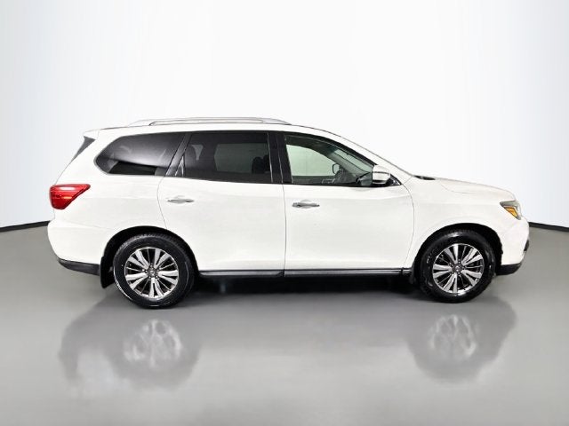 2019 Nissan Pathfinder S