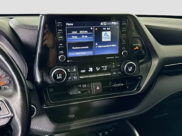 2020 Toyota Highlander LE