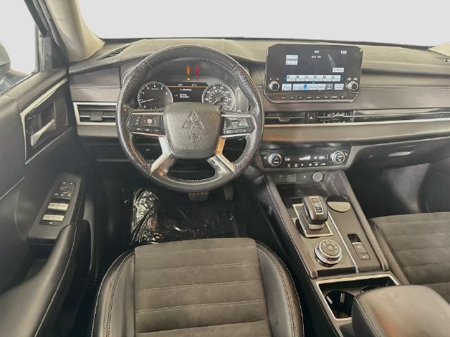 2024 Mitsubishi Outlander SE Black Edition