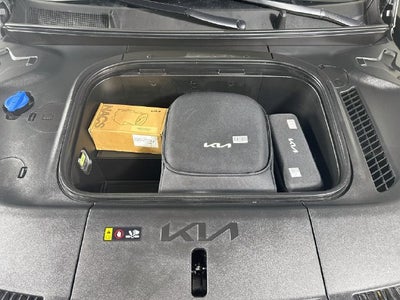 2024 Kia EV9 Land