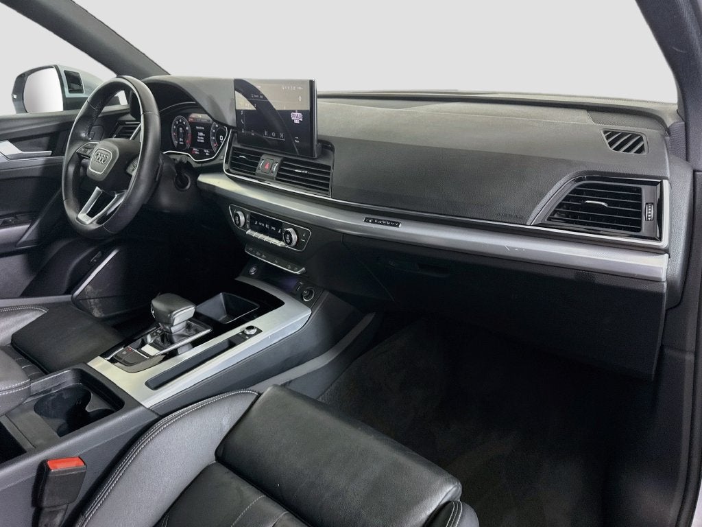 2025 Audi Q5 45 S line Premium quattro